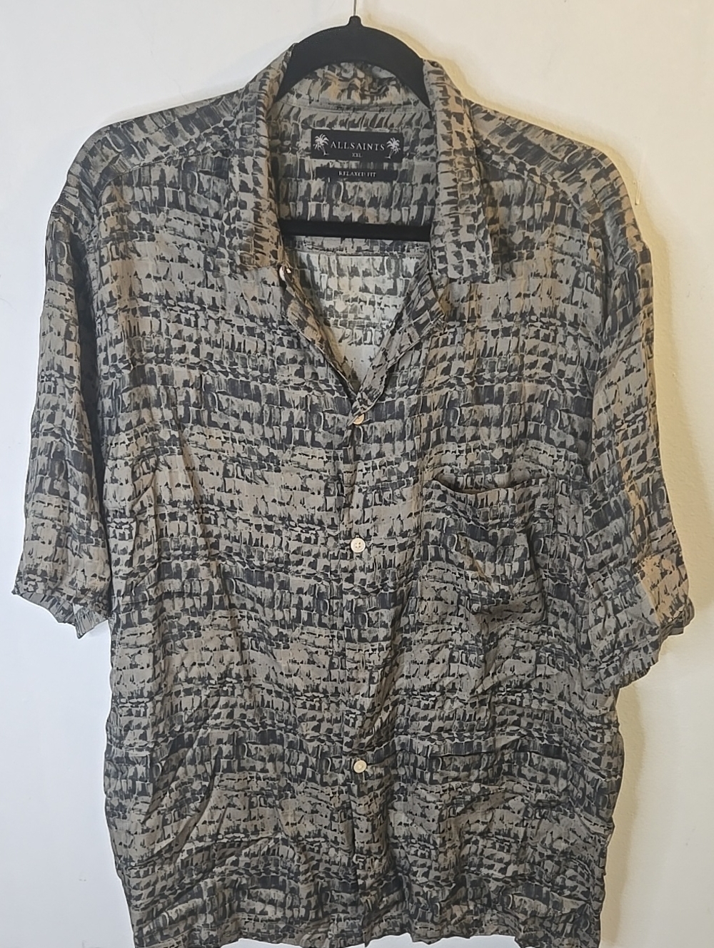 All Saints Men's Short Sleeve Button-Up Shirt in Beige and Black